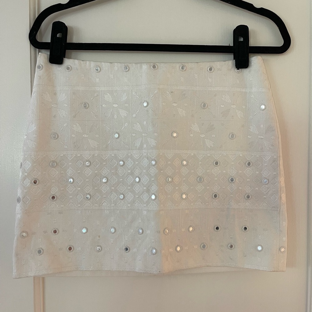 White textured mini skirt with mirrored embellishments - size 4